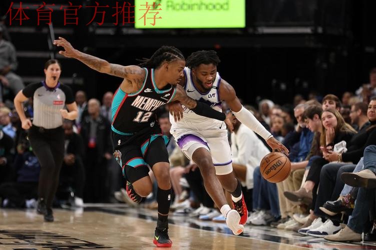 莫兰特复出21+10灰熊惜败爵士 乔治39+6+8生涯新高 莫兰特复出21+10灰熊惜败爵士 乔治39+6+8生涯新高