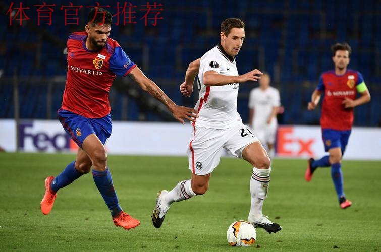 四张红牌七粒进球 里尔欧塞尔拼到上头 四张红牌七粒进球 里尔欧塞尔拼到上头